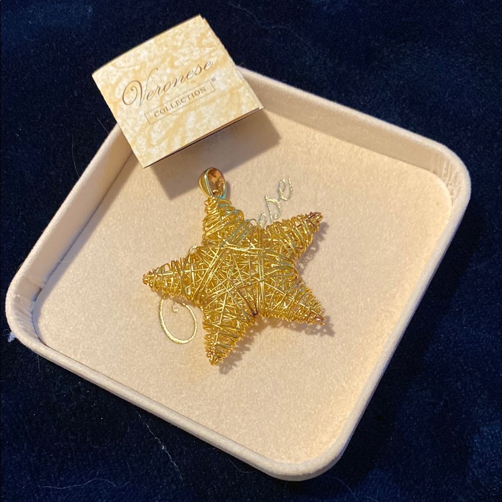 Veronese Italy Gold over sterling silver Star Wire Pendant